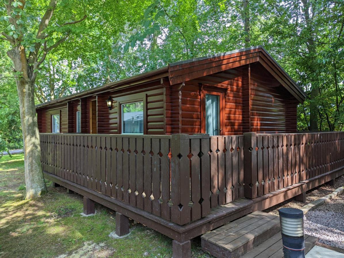 Pineshadow Lodge-Dog Friendly Kenwick Park Louth Louth  Kültér fotó